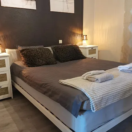 Aleja Holiday home *